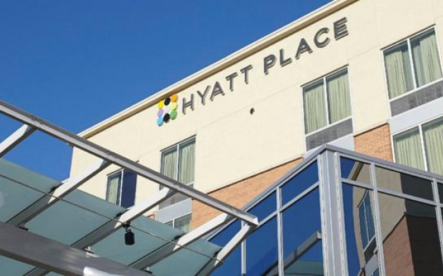 Hyatt Place Glendale / Los Angeles