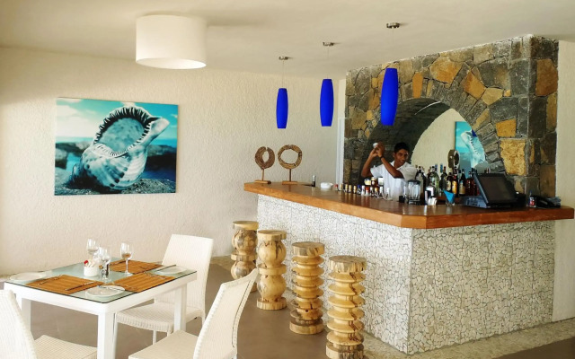 Astroea Beach Hotel