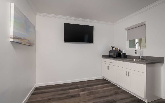 SureStay Plus By Best Western Upland Ontario North