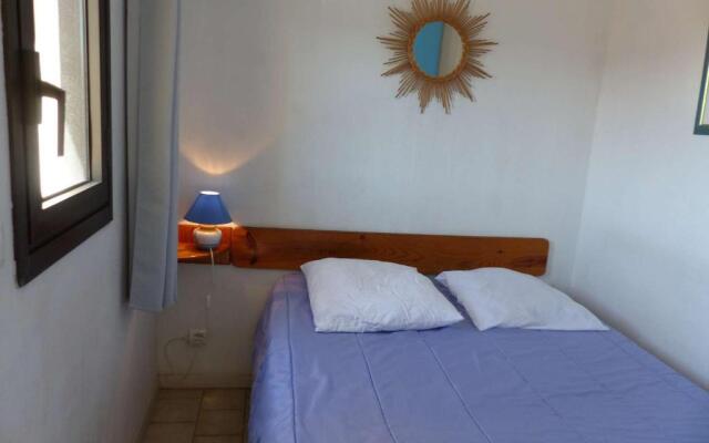 Appartement Le Lavandou, 2 pièces, 4 personnes - FR-1-308-79