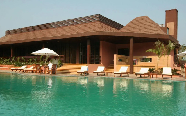 The Golden Crown Hotel & Spa, Colva