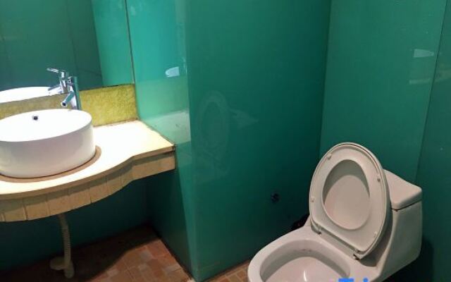 Haixing Business Hotel