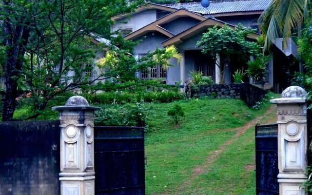 Bee Line Home Stay