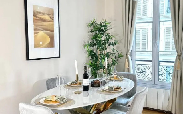 1620 - Montparnasse - Charmant Studio