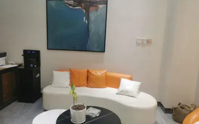 Linyifeng Wisdom Hotel