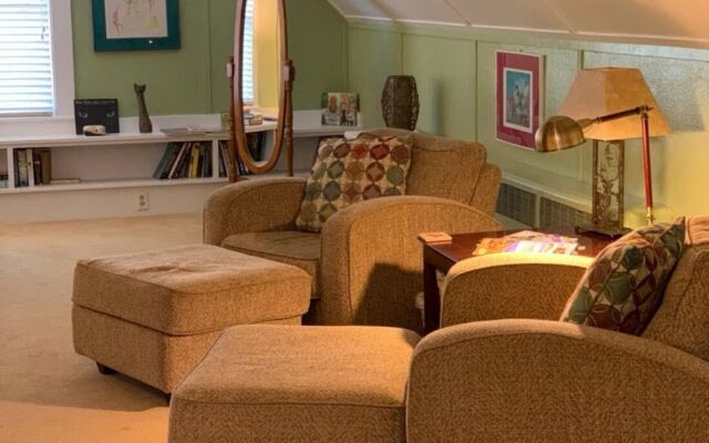 Noble House Inn