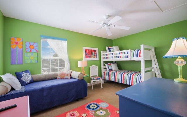 Sunkissed 3 Bedroom Townhouse by RedAwning