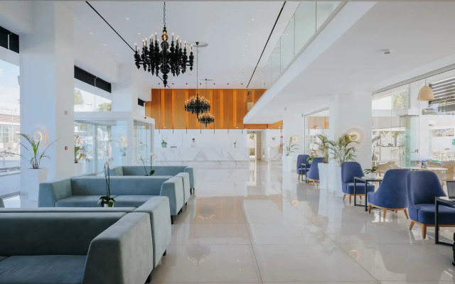 Tasia Maris Seasons Hotel - Adults Only