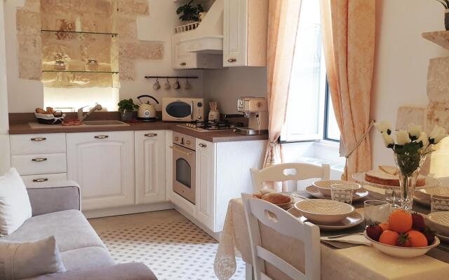 Ladorea Suite
