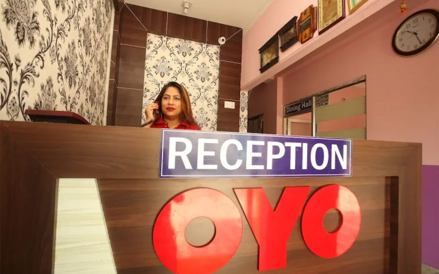 OYO 366 Hotel Anmol