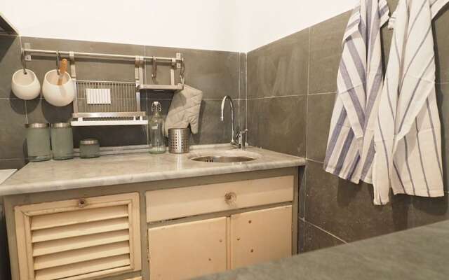 Radici Sea View Apartment With Balcony