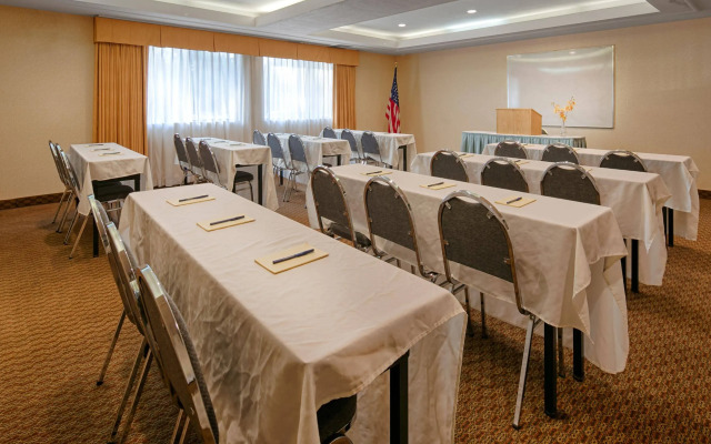 Best Western Plus West Covina Inn