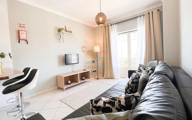 Oura Praia Hotel And Apartments