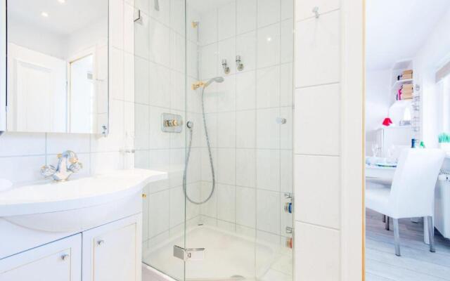 Whg_ 4_ Nuur Hiir Hues