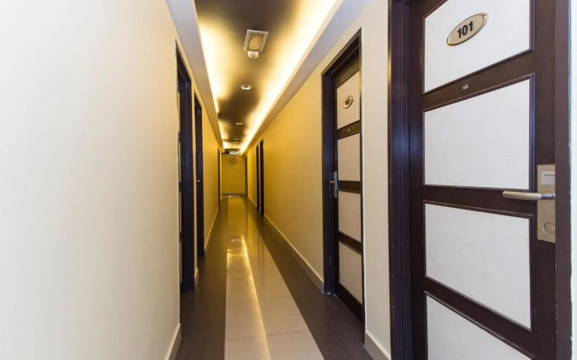 OYO 431 Hotel De Grand Orchard