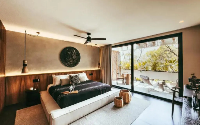 Exclusive Penthouse l Private roof top with pool