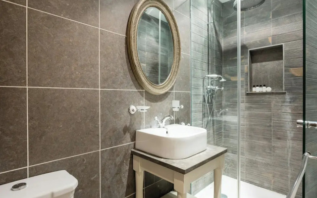 Vive Unique Hotel Apartments Holland Park Avenue