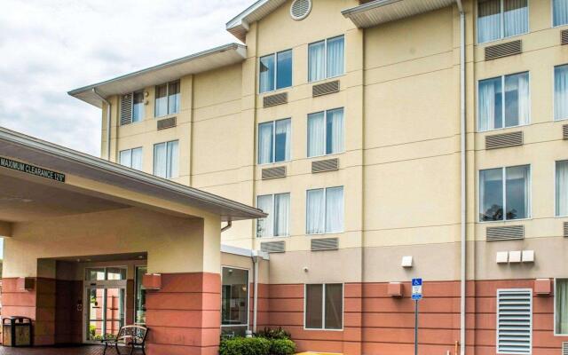 Comfort Inn & Suites