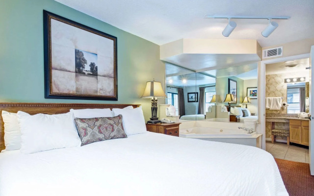 Gatlinburg Town Square