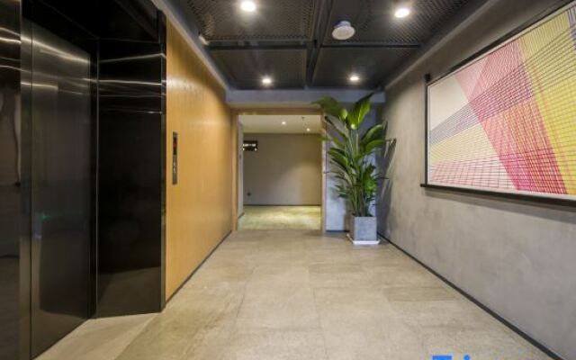 TRUE GO Hotel (Shenzhen Futian Shangsha Subway Station)