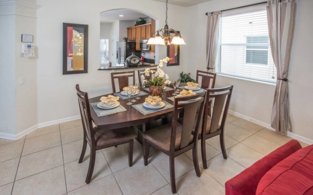 Windsor Hills 2548