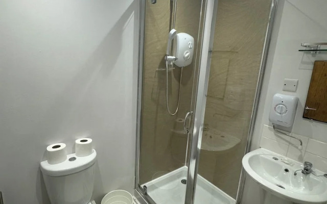 Armyn House Apartments