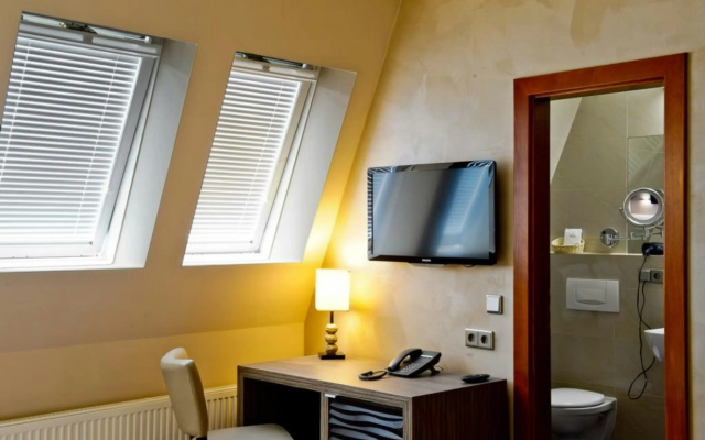 Artim Hotel