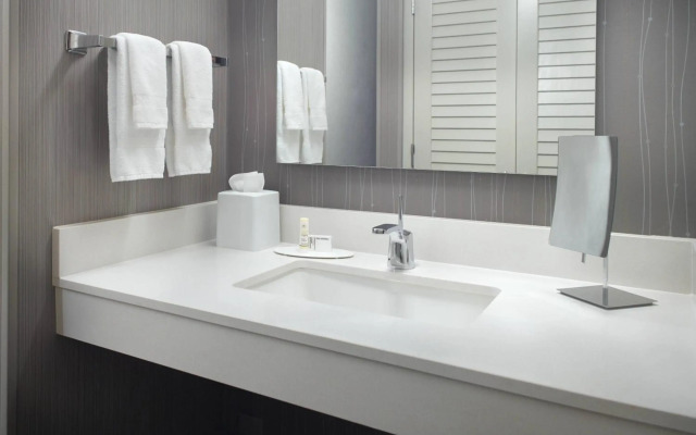Courtyard by Marriott Charlotte Southpark