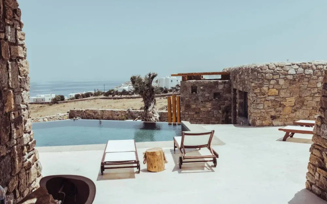 MvibesMykonos homes and studios
