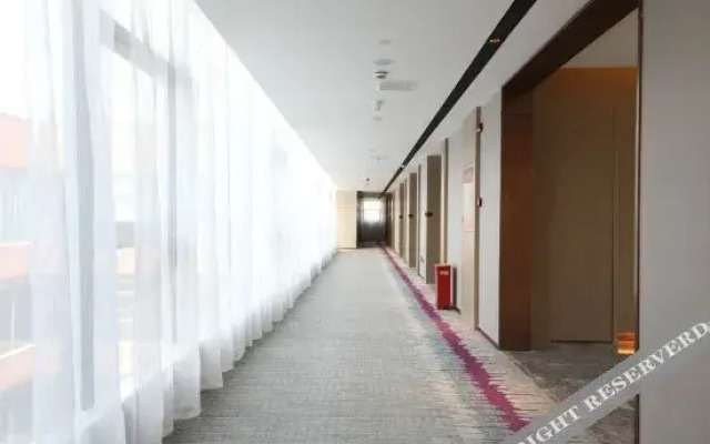 Lavande Hotel (Wuhan Guanggu Third Road)