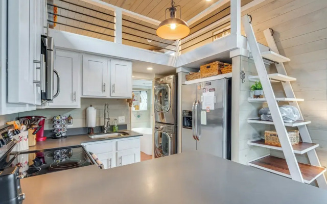Tiny Home in Flat Rock: Easy Access to I-26!