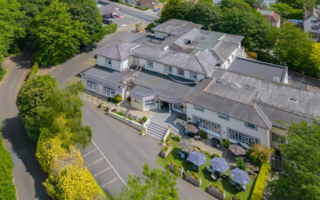 Reigate Manor