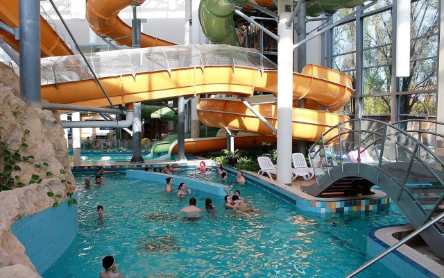 Aqua Hotel