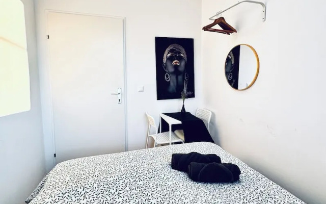 Cozy House  Terrace &Garden  Sleeps 34