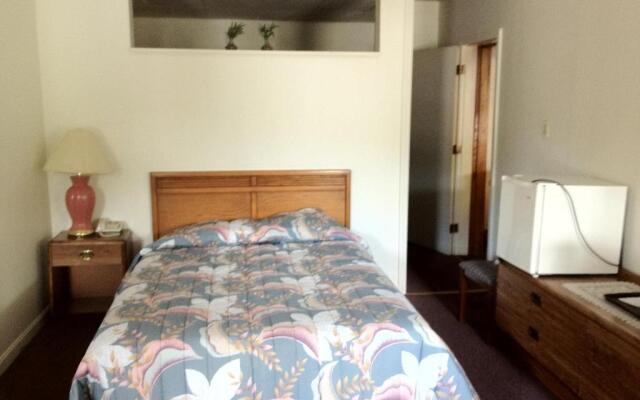 Northern Peaks Motor Inn