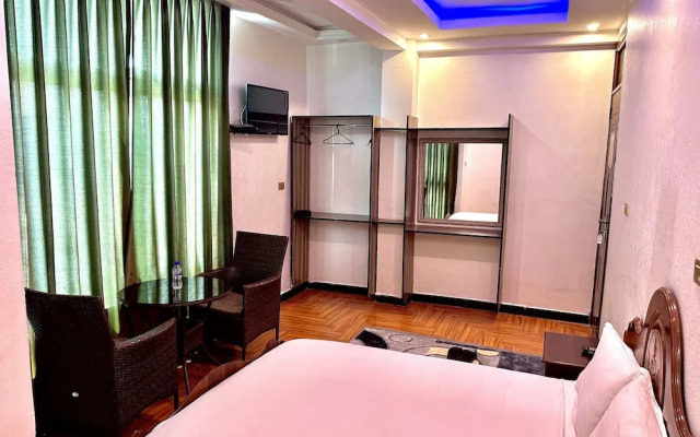 Addis Amba Guest House