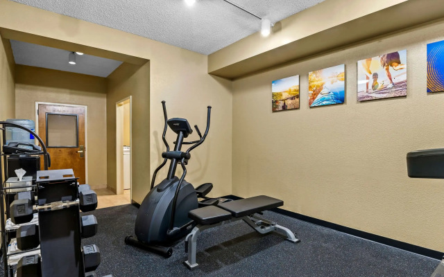 Comfort Inn & Suites