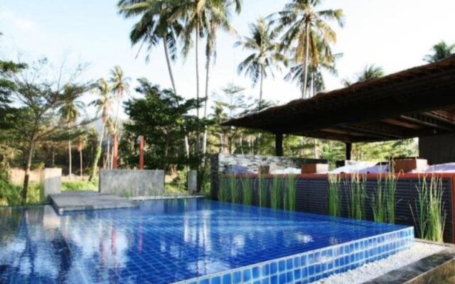 Seavana Beach Resort