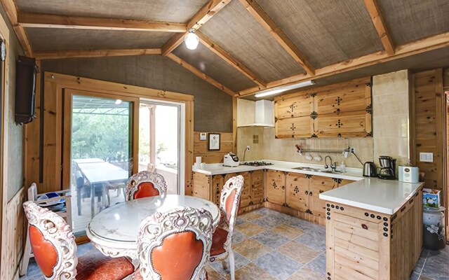 Gapyeong Daegajok Pension