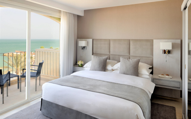 Mövenpick Hotel & Resort Al Bida'a Kuwait