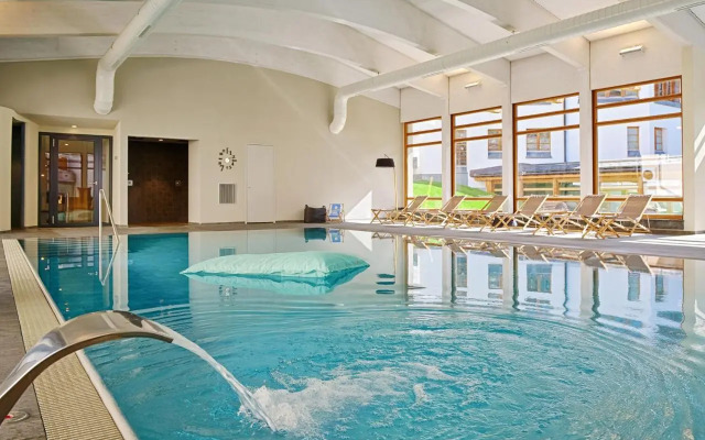 Schweizerhof Ferienwohnungen Lenzerheide 1