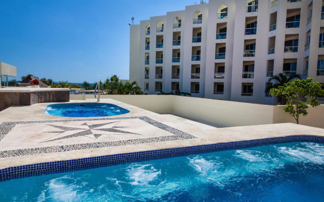 Aquamarina Beach Resort