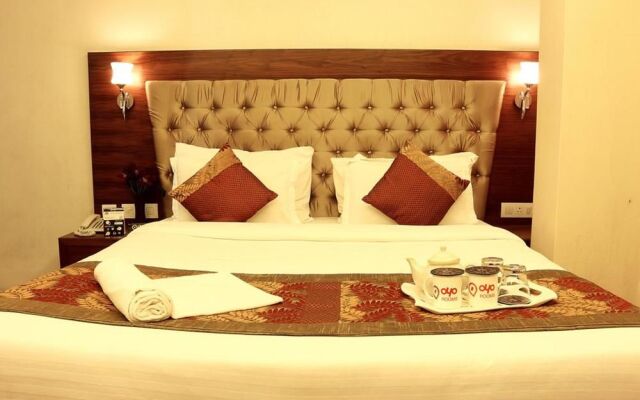 OYO Premium Airport City Centre 2