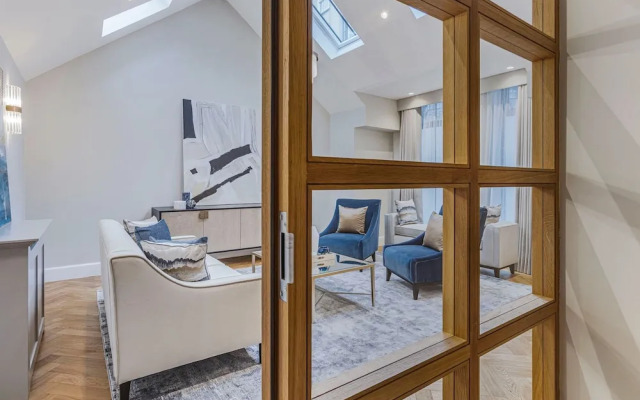 Wimpole Mews - 4 Bedroom Apartment