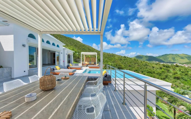 Dream Villa Orient Bay-566