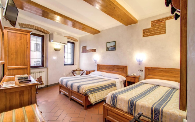 Hotel Lorena