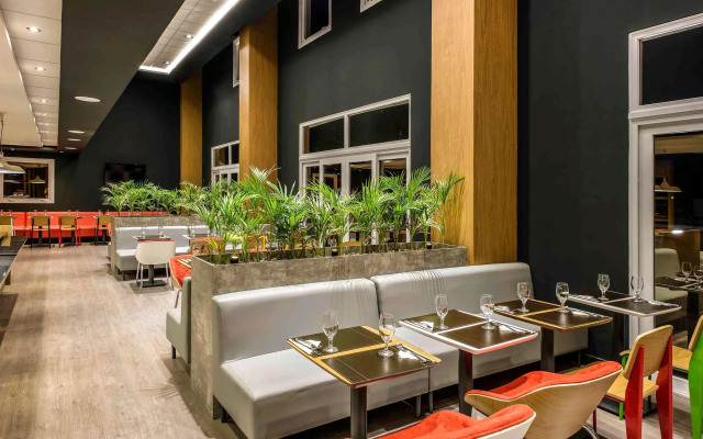Ibis Fortaleza Centro De Eventos