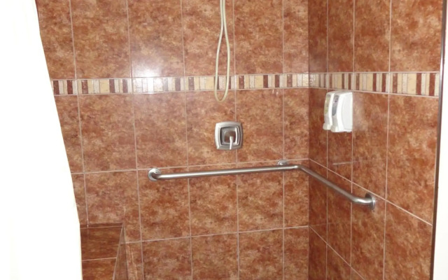 Americas Best Value Inn Brownsville
