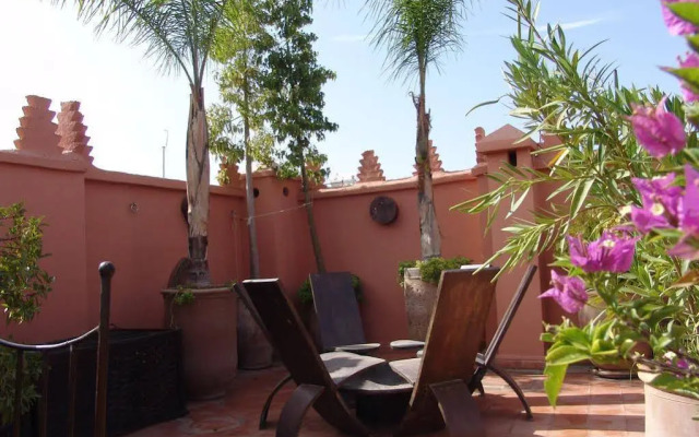Riad Les Nuits De Marrakech