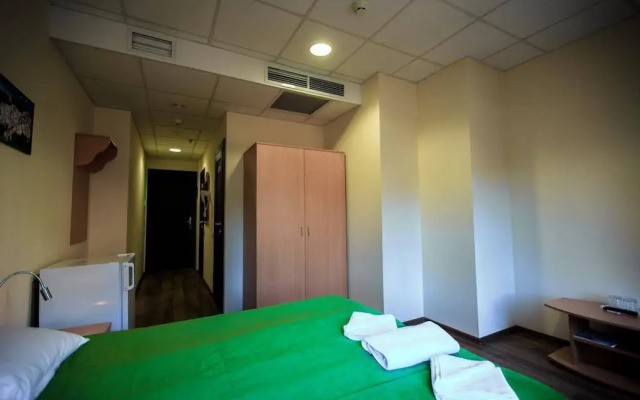 7 Days City Hotel